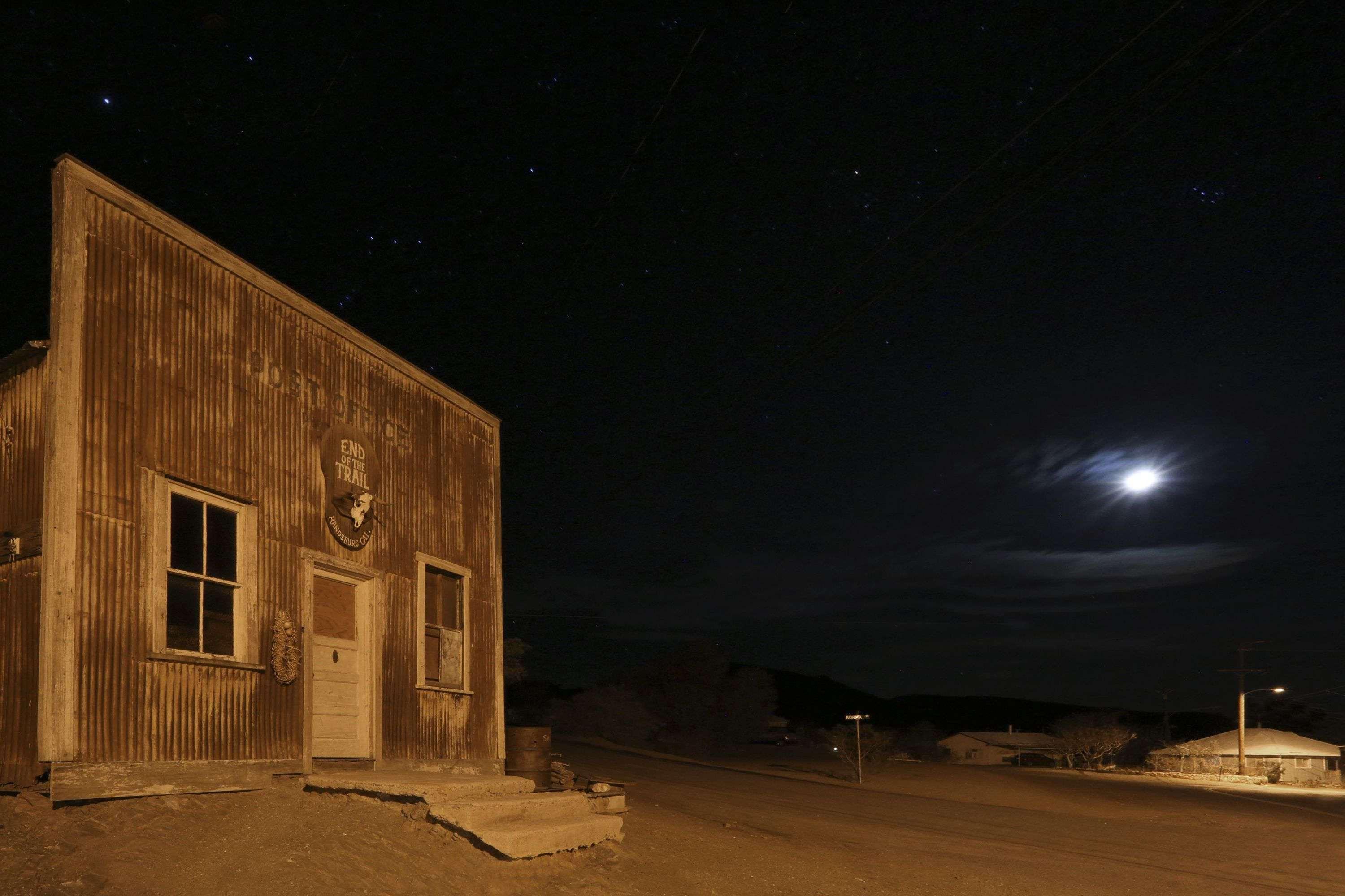 Super 8 By Wyndham Ridgecrest Motel Exterior foto